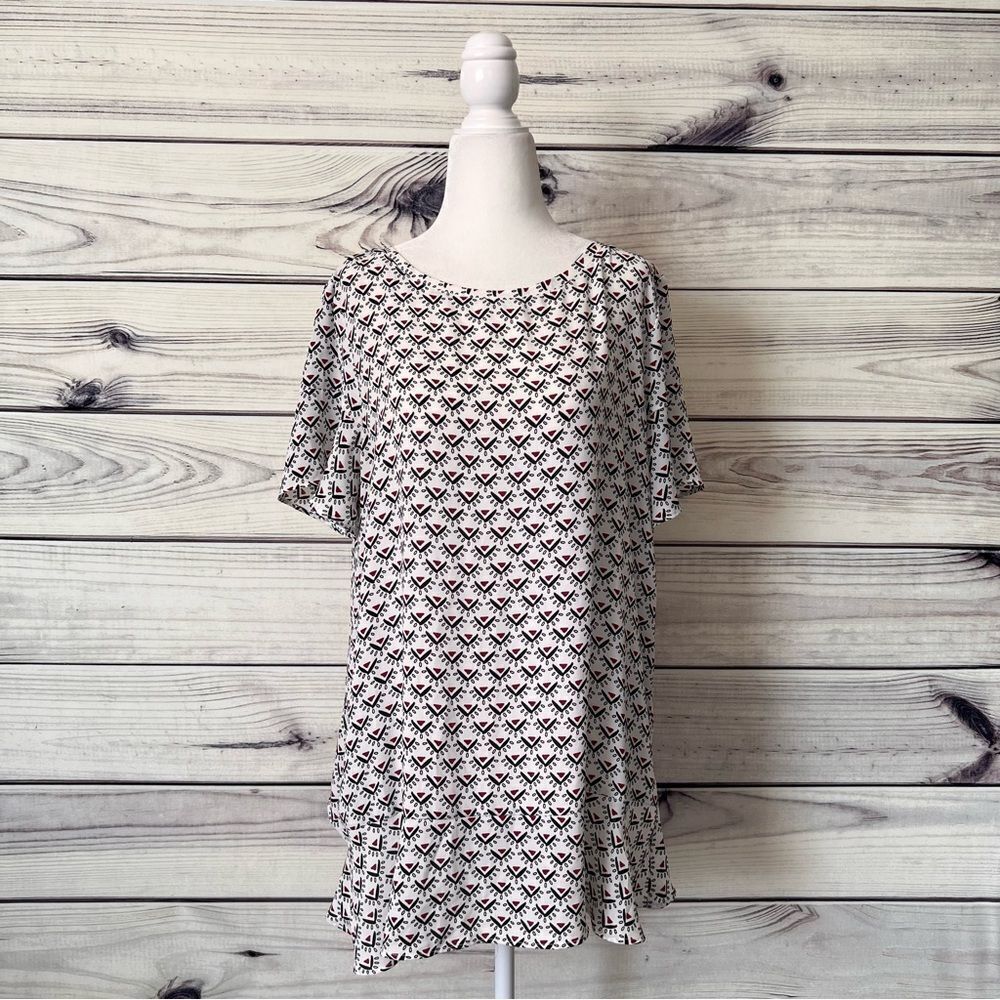 Loft White Black & Red Patterned Short Sleeve Open Tulip Back Tunic Top